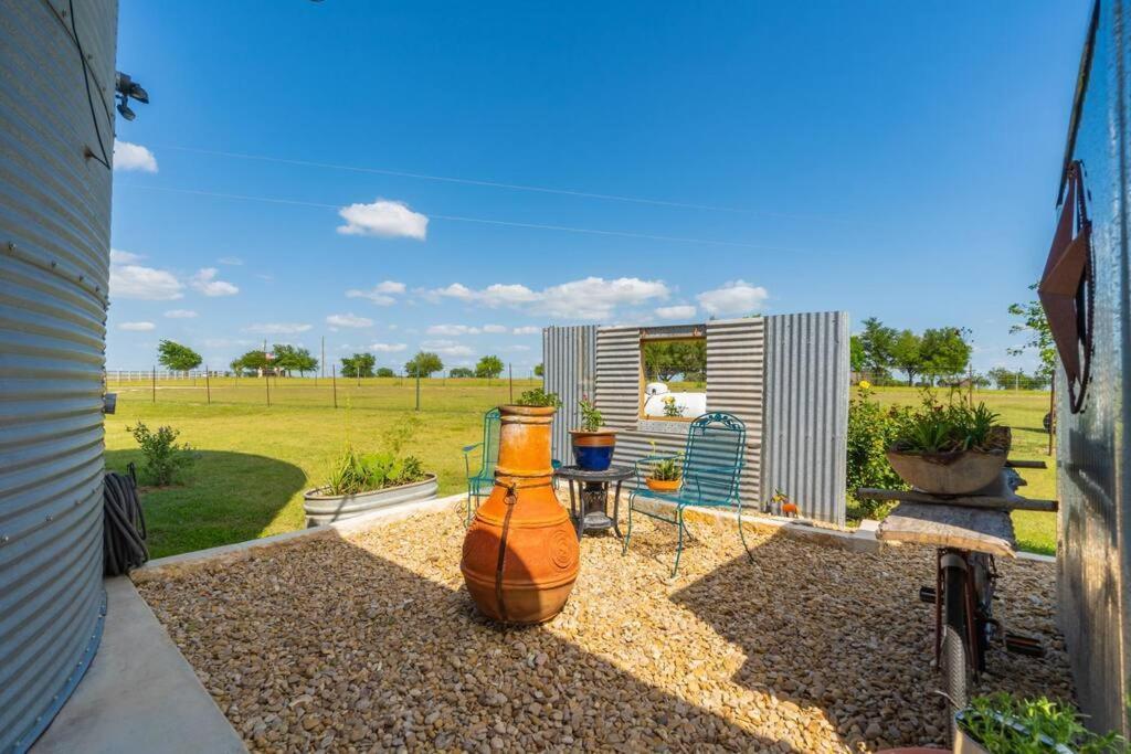 Silo House At Laughing Llama Farm Troy Exterior foto